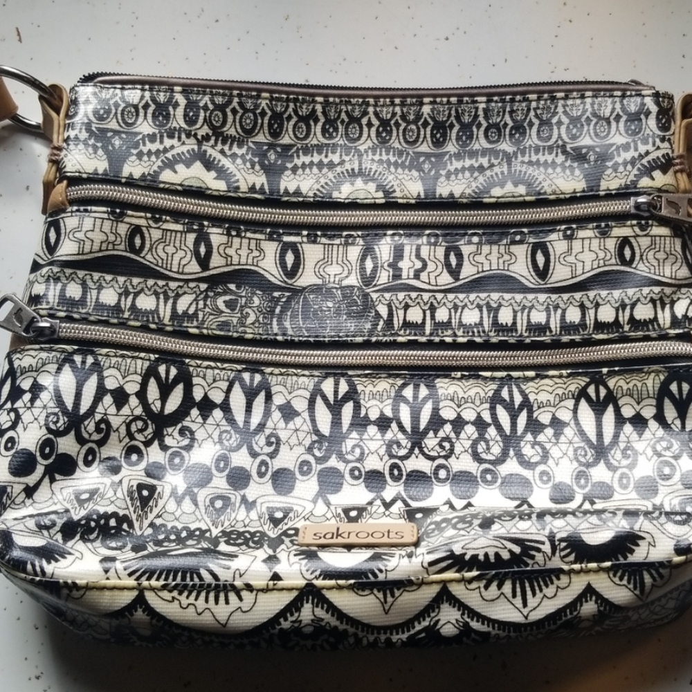 Crossbody purse